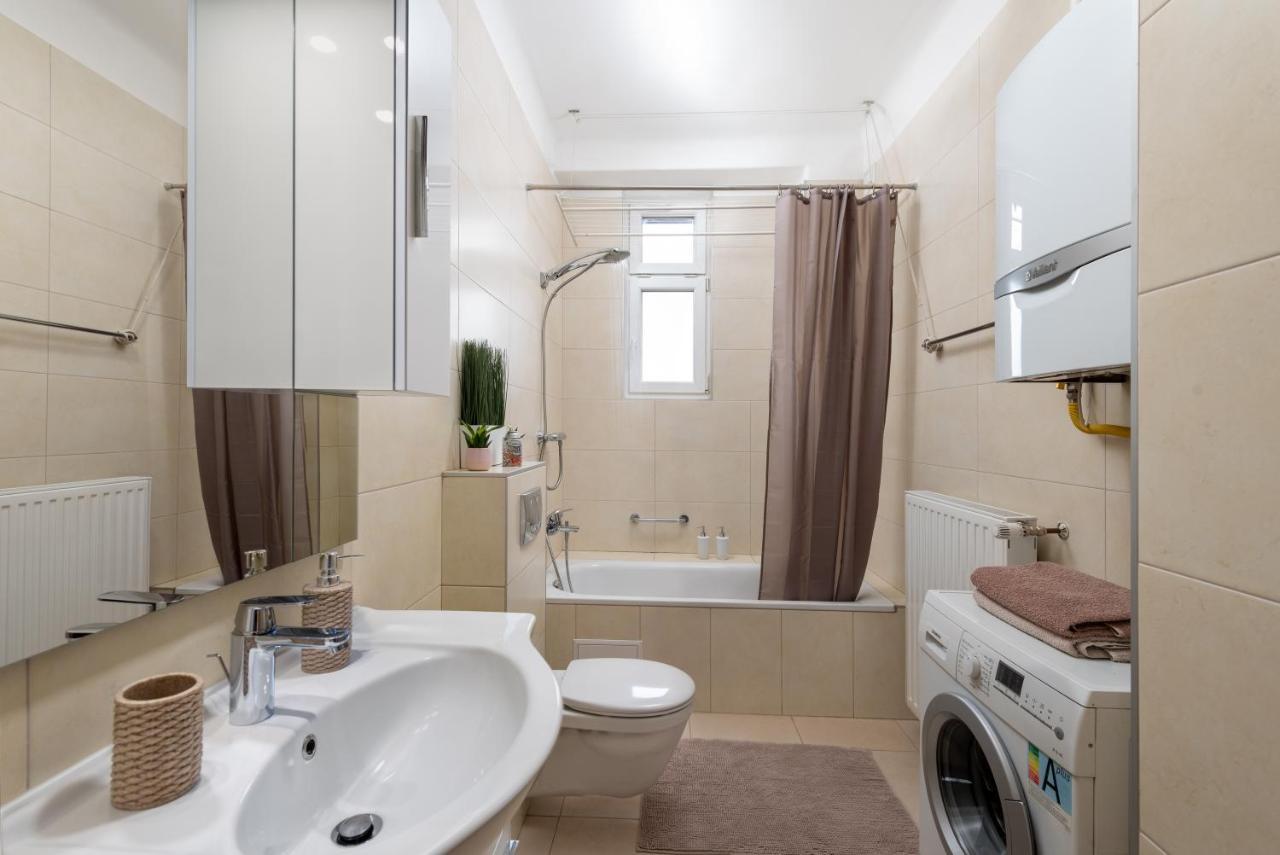 Budapest Deluxe Apartment With Free Car Park Exterior photo